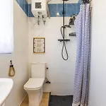 Smart Studio, Ac ,fast Wi-fi & Walk To Marina By Quicktrips