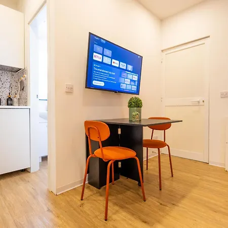 Smart Studio, Ac ,fast Wi-fi & Walk To Marina By Quicktrips