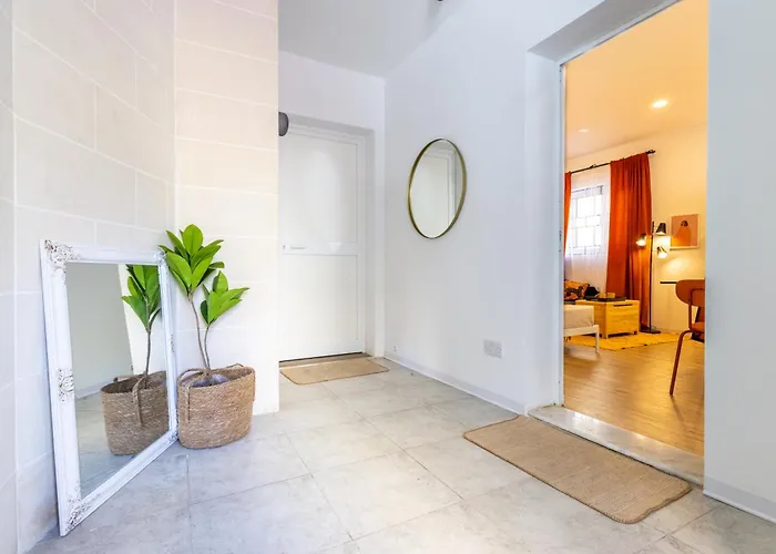 Smart Studio, Ac ,fast Wi-fi & Walk To Marina By Quicktrips Ta Xbiex